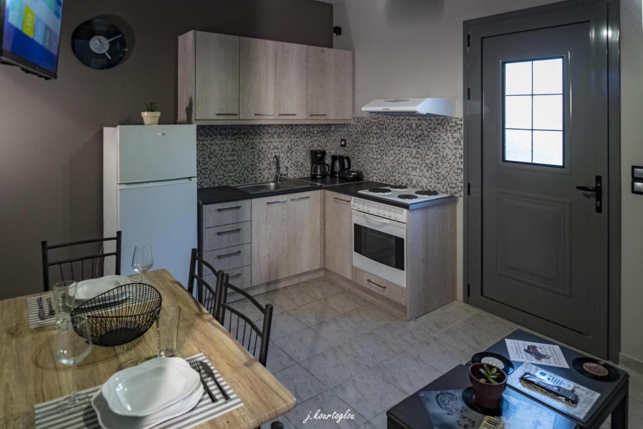 Music Reflections Apartment Near Nafplio نيا كيوس المظهر الخارجي الصورة